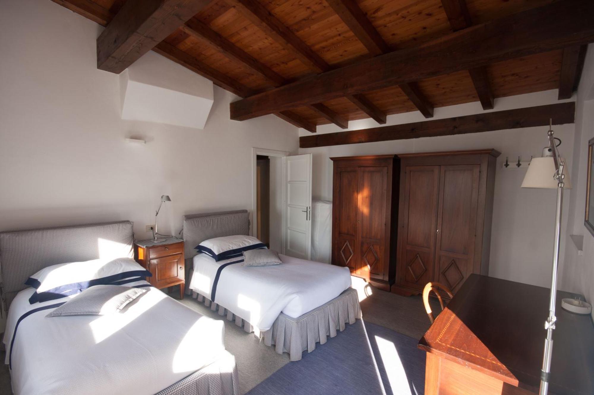 Agriturismo Castello di Vezio Varenna Camera foto