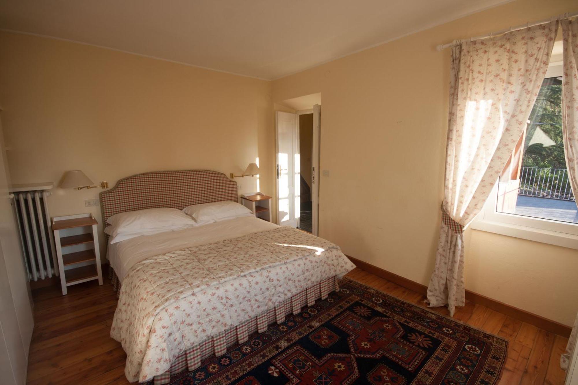 Agriturismo Castello di Vezio Varenna Camera foto
