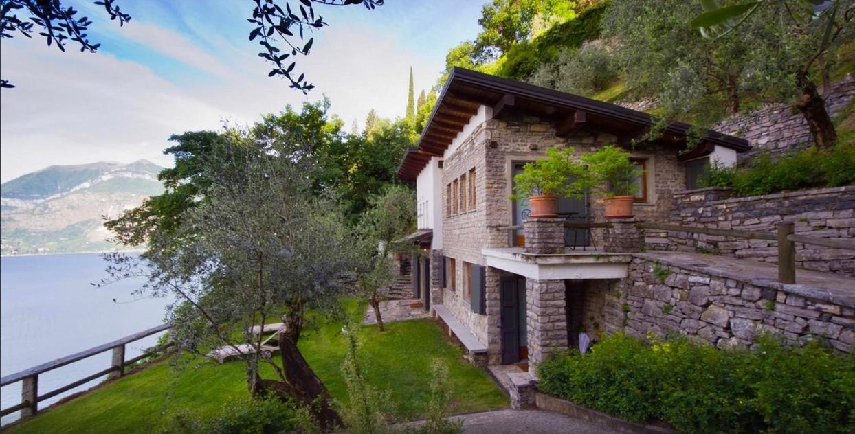 Agriturismo Castello di Vezio Varenna Esterno foto