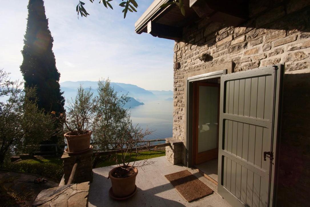 Agriturismo Castello di Vezio Varenna Esterno foto