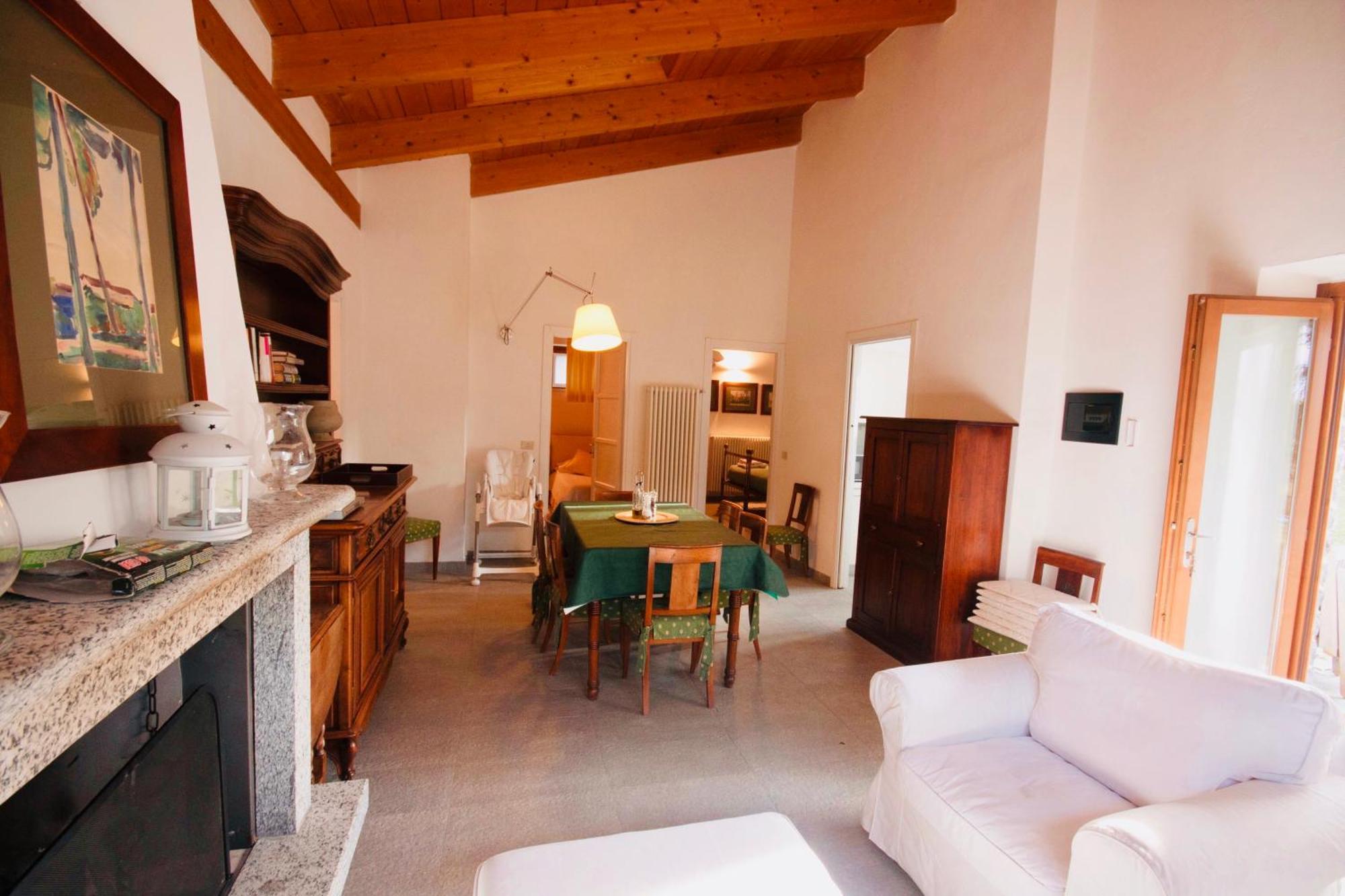 Agriturismo Castello di Vezio Varenna Esterno foto