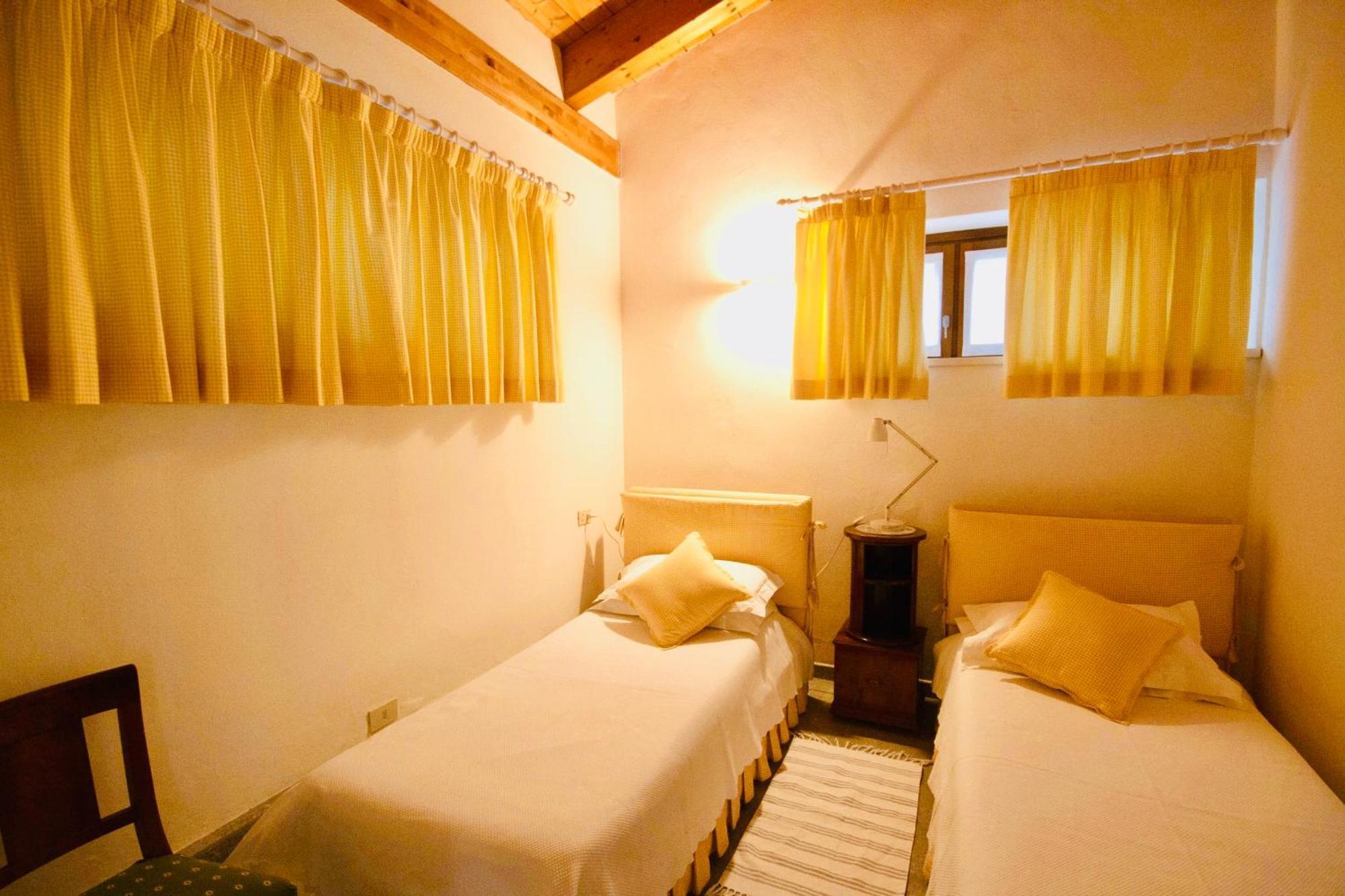 Agriturismo Castello di Vezio Varenna Esterno foto